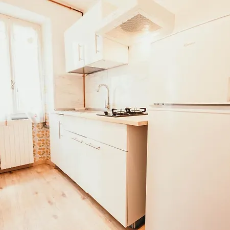 Apartment Monna Lisa - Lakeside Leisure & Business