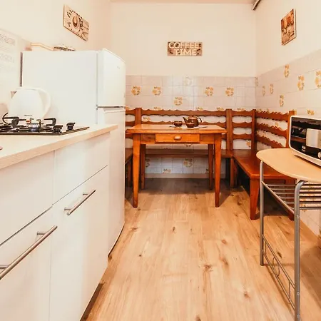 Apartment Monna Lisa - Lakeside Leisure & Business